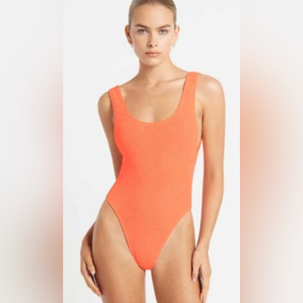 Bond-eye Crinkle one piece swimsuit- New 🌴🌴🌴🌴